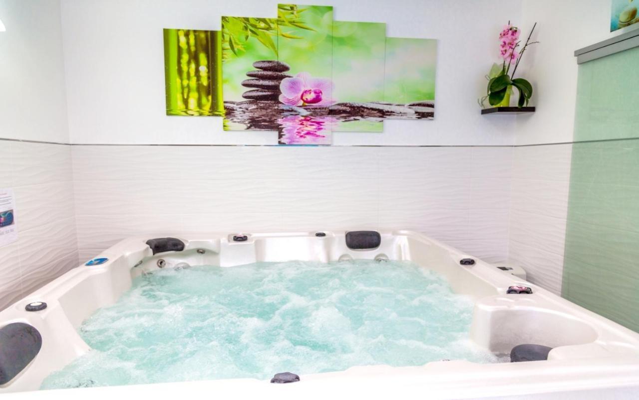 Appartement Elegant Avec Piscine Privee A Plan D'Aups Sainte Baume 55 M² Bagian luar foto